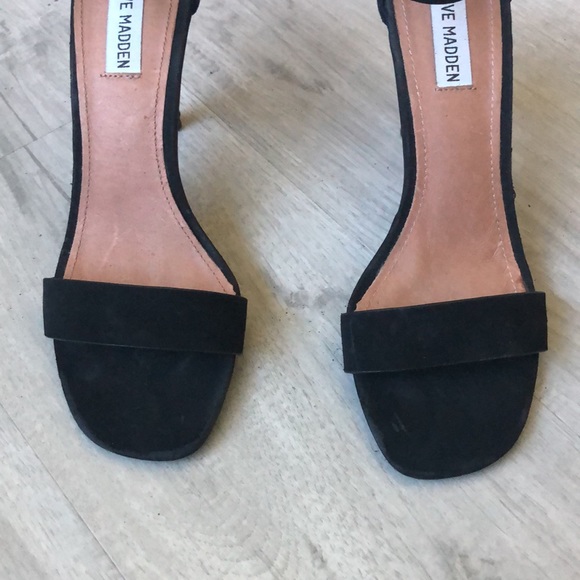 Steve Madden® Black Bayside suede heel size 9 - Picture 9 of 10